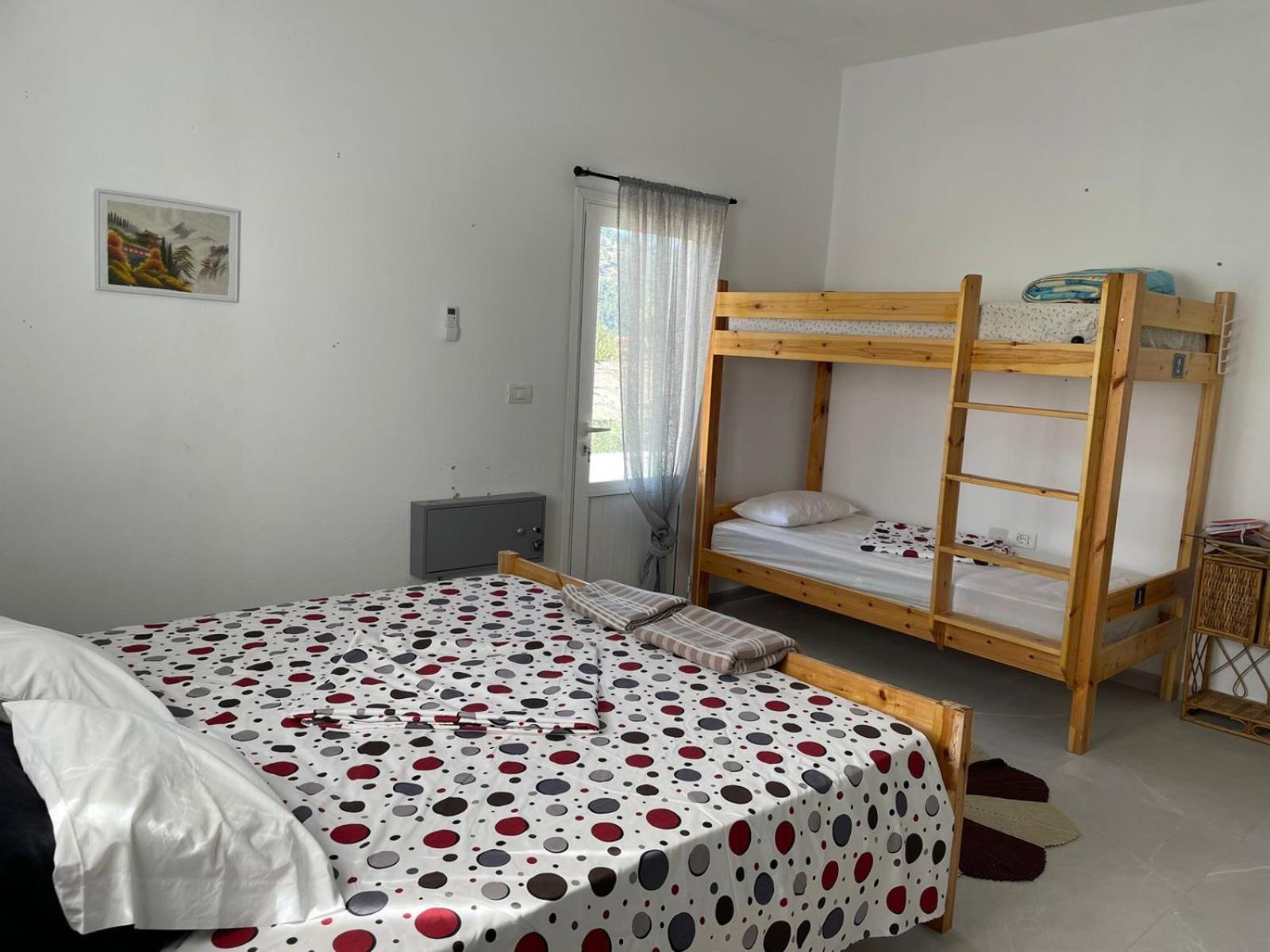 Villa Elena 베라트 외부 사진